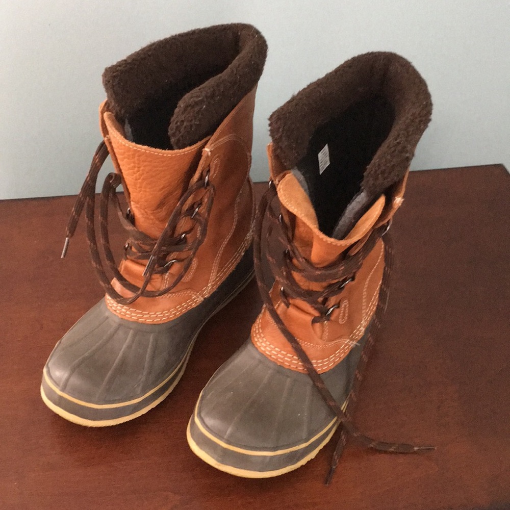 Women’s size 9 LL Bean winter boots